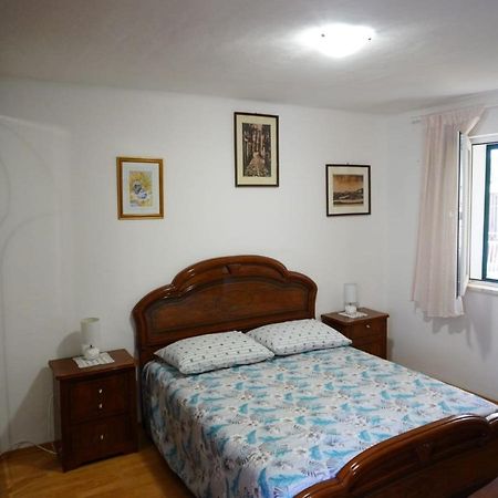 Holiday Home Labinezza Kaštela Exteriör bild